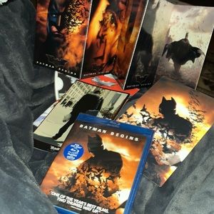 COLLECTIBLE Batman Begins Limited Edition Set!